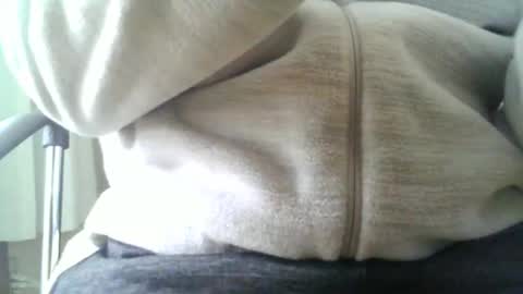 Snapshot of obahiro823844 chatting on 10/28/25, 05:00 obahiro823844 online show from 10/28/25, 05:00