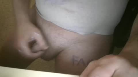 Snapshot of obedientboy_turningtricks4doms chatting on 11/15/25, 08:00 obedientboy_turningtricks4doms online show from 11/15/25, 08:00