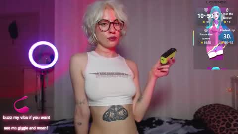 Moonlight online show from 10/10/25, 06:51