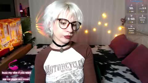 Moonlight online show from 12/16/25, 08:41