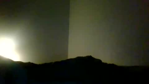 Snapshot of obi_bon chatting on 03/05/25, 01:39 Obi online show from 03/05/25, 01:39