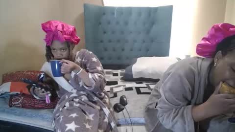 obsessedmimi online show from 05/12/26, 09:50