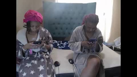 obsessedmimi online show from 05/13/26, 09:39