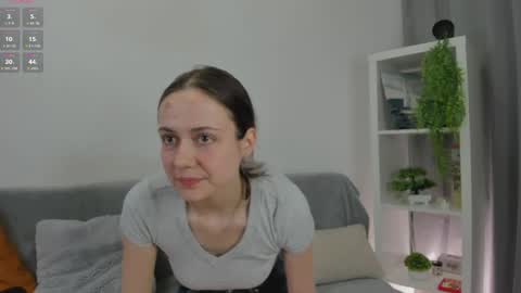Snapshot of obsidiva chatting on 06/03/26, 01:46 Elis online show from 06/03/26, 01:46