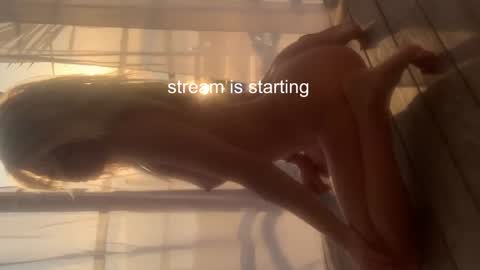 hi im Janasmall boobs big heart  warm pussy  online show from 01/11/25, 12:55