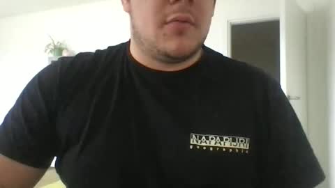 Snapshot of octoplus96 chatting on 02/19/25, 08:55 Brandon online show from 02/19/25, 08:55