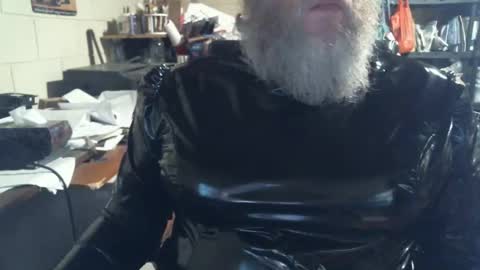 Snapshot of oddobsessions chatting on 02/05/26, 02:05 oddobsessions online show from 02/05/26, 02:05