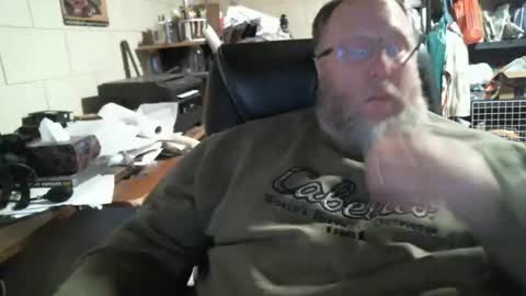 Snapshot of oddobsessions chatting on 03/28/26, 02:11 oddobsessions online show from 03/28/26, 02:11