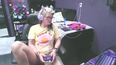 Snapshot of oddywithabody chatting on 03/09/26, 06:28 Oddy With A Body online show from 03/09/26, 06:28