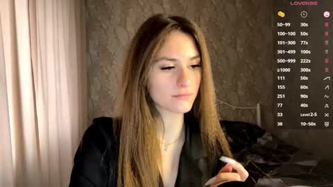 Mia online show from 12/02/25, 09:14