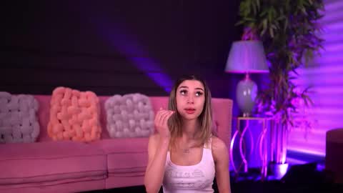 Odette online show from 03/15/26, 07:25