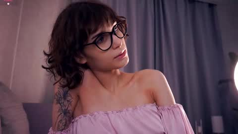 Thea online show from 11/11/25, 07:36