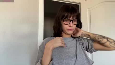 Thea online show from 06/08/26, 04:35