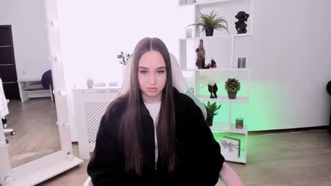 Snapshot of odium_ chatting on 04/16/26, 07:09 Nikki online show from 04/16/26, 07:09