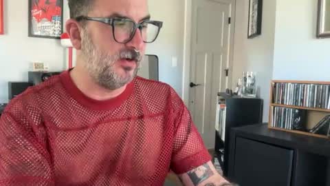 Office Dad online show from 09/08/25, 07:02