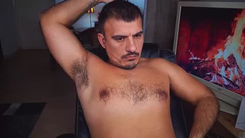 officeman7 online show from 12/13/24, 08:47