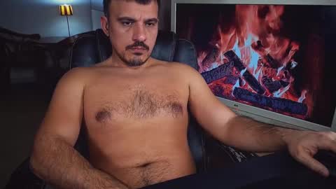 officeman7 online show from 01/25/25, 06:24