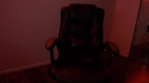 Snapshot of officialmoneyxxx chatting on 03/15/26, 04:57 Money online show from 03/15/26, 04:57