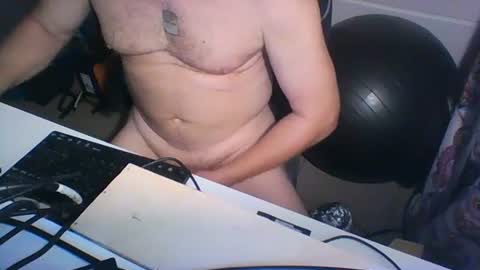 Snapshot of ofmtfs10 chatting on 06/06/26, 11:42 ofmtfs10 online show from 06/06/26, 11:42