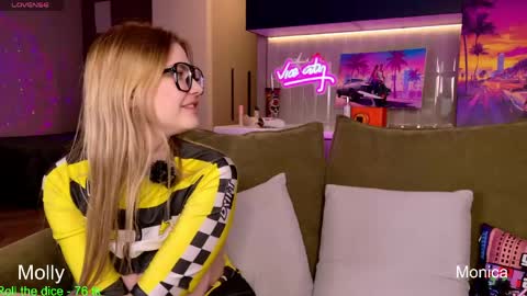 Monica online show from 04/29/26, 06:58