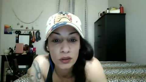 Snapshot of oglitcouple chatting on 01/19/25, 07:36 Lit en Cama online show from 01/19/25, 07:36