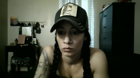 Snapshot of oglitcouple chatting on 10/01/25, 10:27 Lit en Cama online show from 10/01/25, 10:27