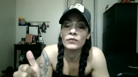 Snapshot of oglitcouple chatting on 10/14/25, 06:47 Lit en Cama online show from 10/14/25, 06:47