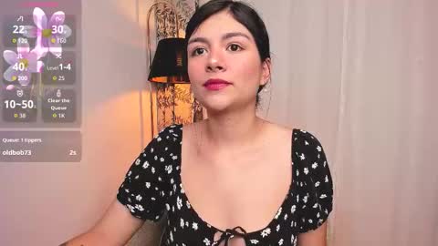 Snapshot of oh__holly chatting on 10/10/25, 11:48 Holly online show from 10/10/25, 11:48