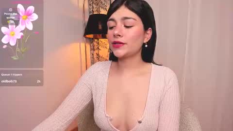 Snapshot of oh__holly chatting on 10/18/25, 01:41 Holly online show from 10/18/25, 01:41