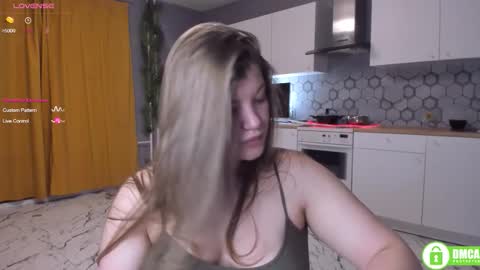 Snapshot of oh_adaline chatting on 10/13/25, 03:17 Adaline new account - help me get new subscribers 3 online show from 10/13/25, 03:17