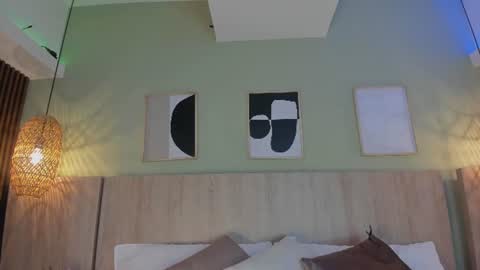 Holly online show from 06/23/26, 11:19