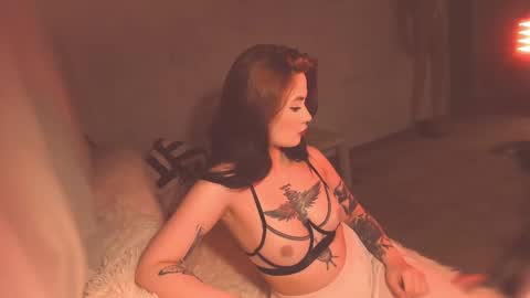 Snapshot of oh_lilith chatting on 03/08/25, 12:44 your dear Lilith Chapman online show from 03/08/25, 12:44