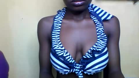 Snapshot of oh_sexyphilo chatting on 10/18/25, 08:04 philo bby online show from 10/18/25, 08:04