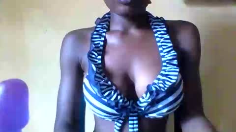 Snapshot of oh_sexyphilo chatting on 11/21/25, 08:35 philo bby online show from 11/21/25, 08:35