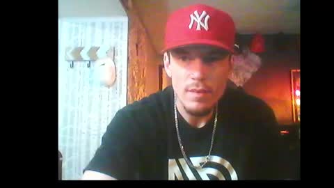 who dares  toss me some  tips lets have fun online show from 01/01/25, 08:35