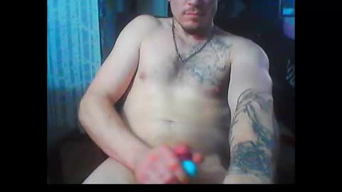 who dares  toss me some  tips lets have fun online show from 01/07/25, 08:10