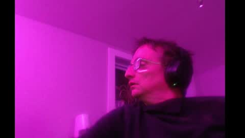 Snapshot of ohbitt chatting on 01/09/25, 03:58 ohbitt online show from 01/09/25, 03:58