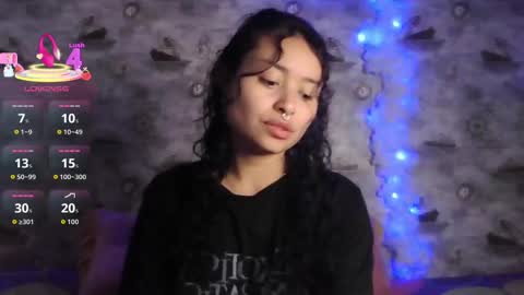 Snapshot of ohdaisy1 chatting on 09/28/25, 08:25 Nina online show from 09/28/25, 08:25