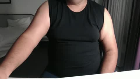 Snapshot of ohfck11 chatting on 09/16/25, 08:54 Chubby Gary online show from 09/16/25, 08:54