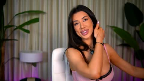 Snapshot of ohh_my_venus chatting on 02/28/26, 05:52 Julia online show from 02/28/26, 05:52