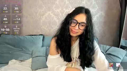 Snapshot of ohminnie chatting on 07/02/26, 06:19 Maria online show from 07/02/26, 06:19