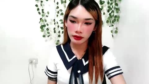 ohmyalessandraxcx online show from 10/27/25, 02:21