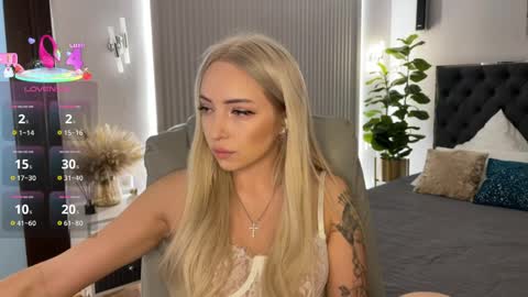 Snapshot of ohmyemma chatting on 03/28/26, 03:28 Emma online show from 03/28/26, 03:28