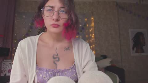 Kmmy online show from 12/24/24, 11:44