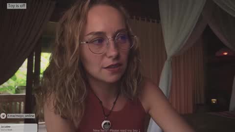 Snapshot of ohmymojo chatting on 02/14/26, 03:25 Mo online show from 02/14/26, 03:25