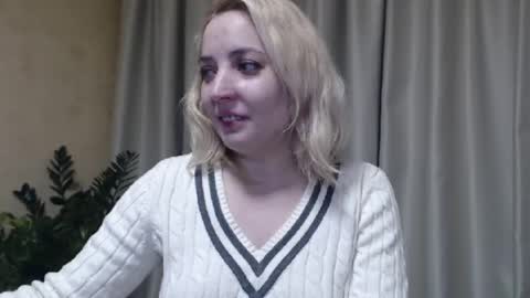 Mari online show from 01/23/25, 05:10