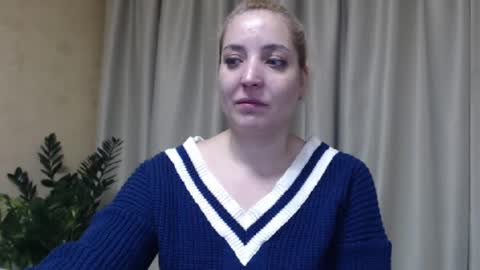 Mari online show from 01/24/25, 04:17