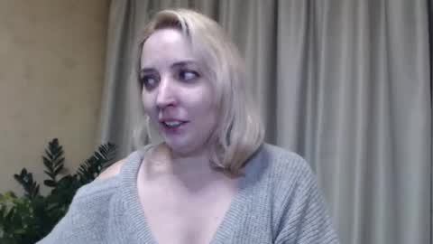 Mari online show from 02/02/25, 03:49