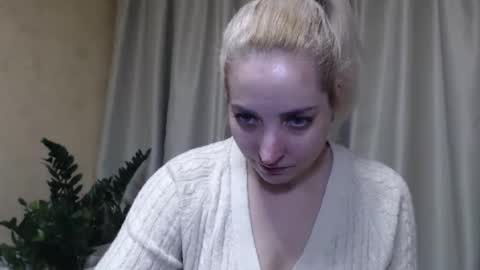 Mari online show from 02/21/25, 11:44