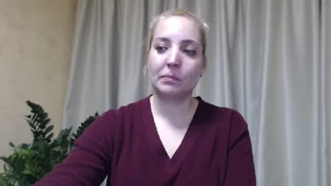 Mari online show from 03/11/25, 05:24